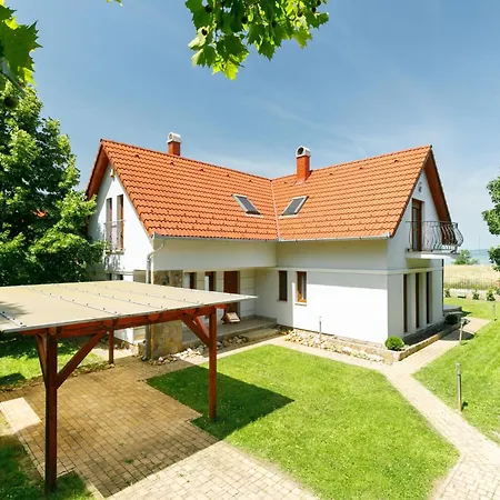 Lavender By Interhome * Balatonoszod